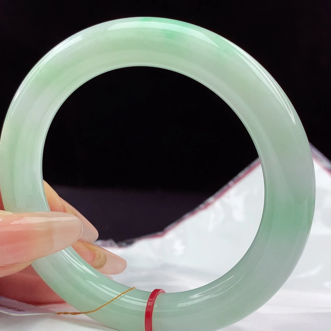 翡翠手镯未镶嵌58胖圆953