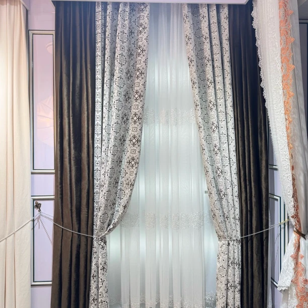 咖啡色雪尼尔卧室窗帘成品高档窗帘