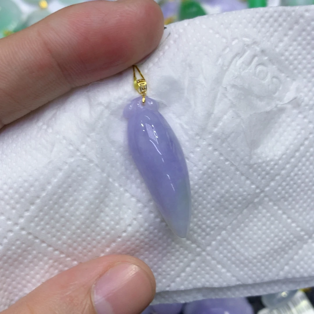 颈饰18K金镶嵌翡翠