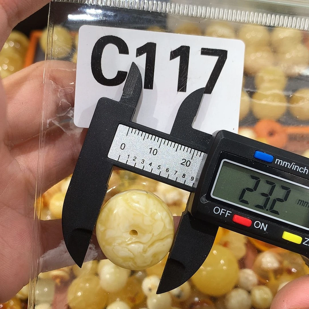 未镶嵌琥珀珠宝奇石