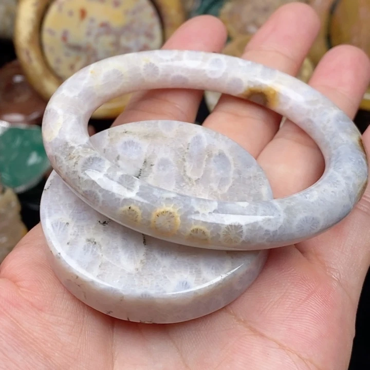 硅化玉未镶嵌颈饰54.4