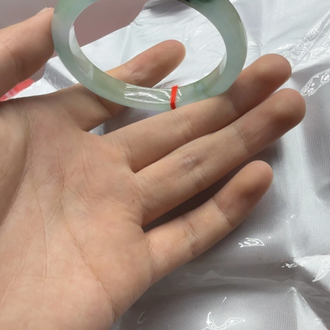 未镶嵌手镯翡翠E41