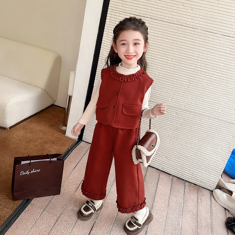 女宝宝春季套装2025新款中小童时尚韩版休闲马甲三件套儿童春装潮