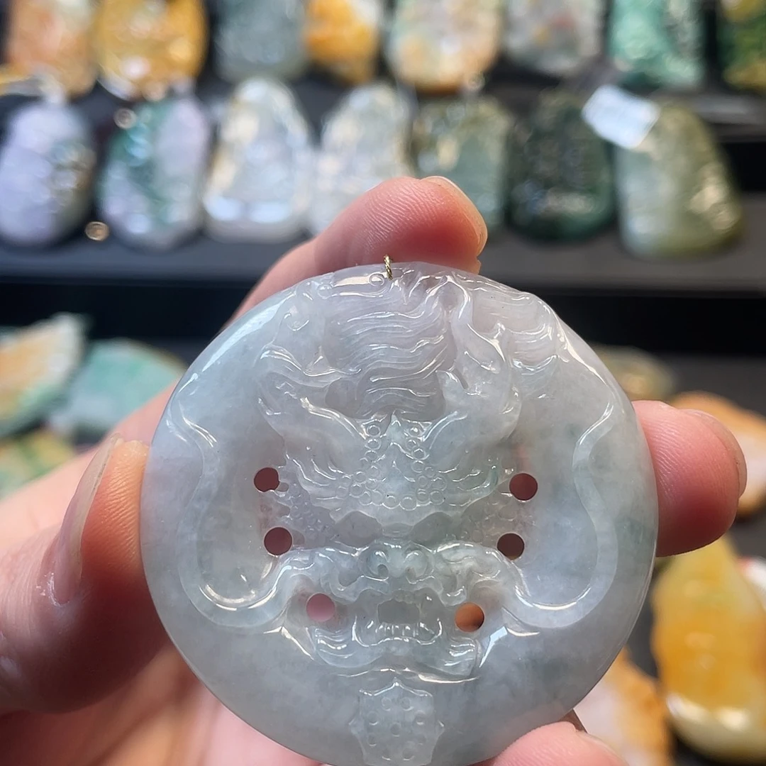 翡翠未镶嵌挂件腾冲