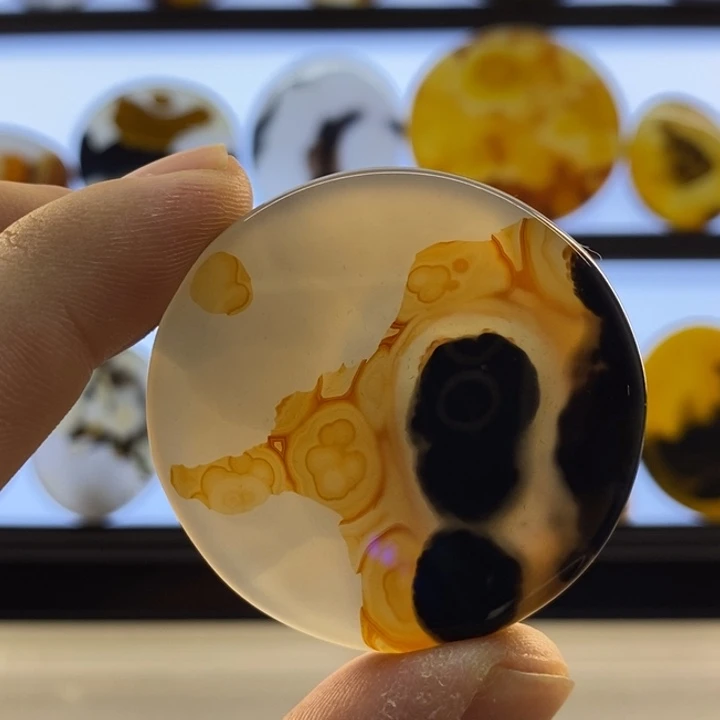 玛瑙/玉髓合金颈饰