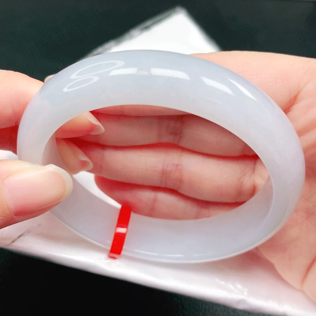 翡翠未镶嵌手镯57圈