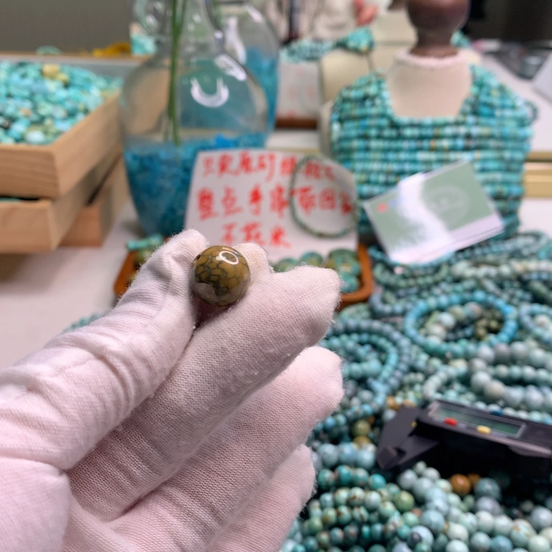 绿松石未镶嵌饰品