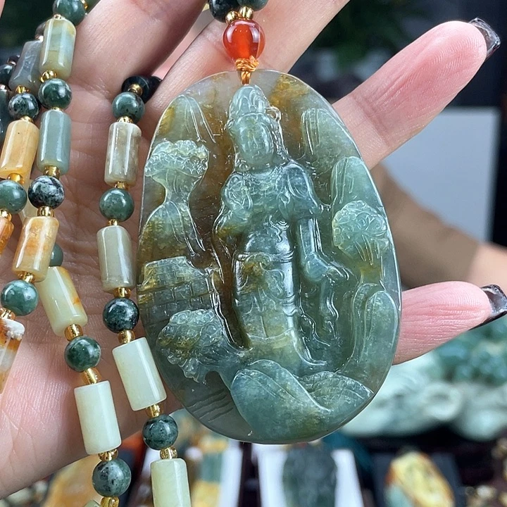 蛇纹石玉颈饰未镶嵌