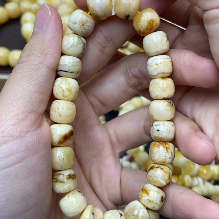 琥珀未镶嵌珠宝奇石7