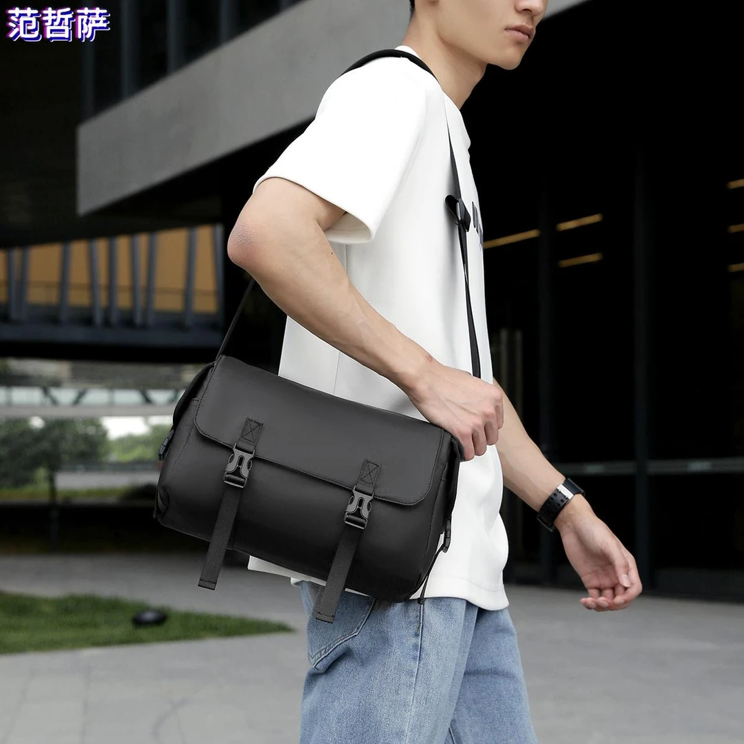 新款时尚商务通勤单肩包大容量防泼水旅行包多功能百搭潮流斜挎包