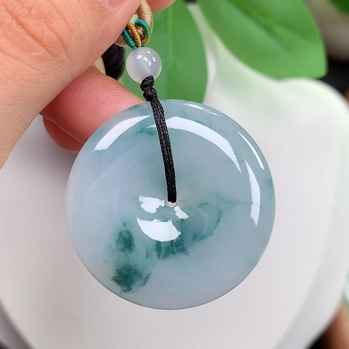 翡翠未镶嵌颈饰平安扣 36x6.1mm