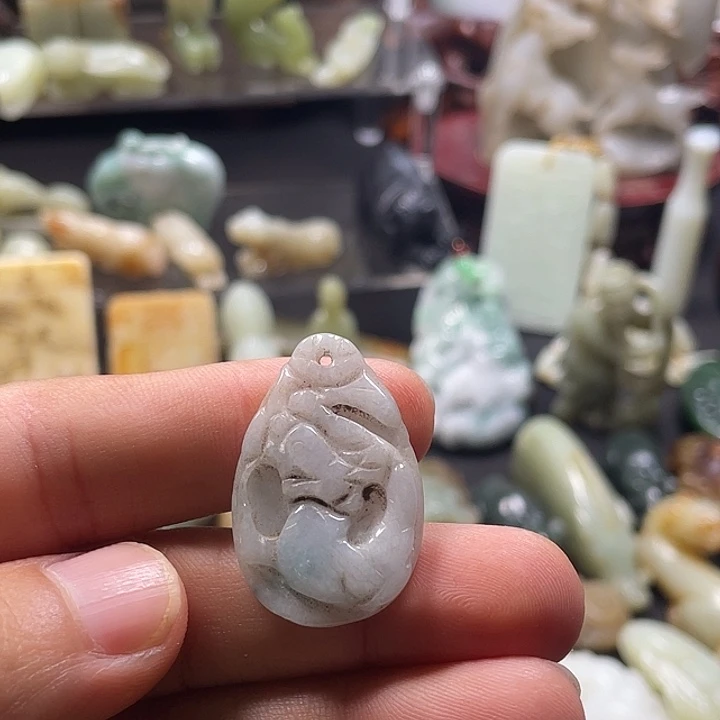 和田玉（糖玉）未镶嵌颈饰