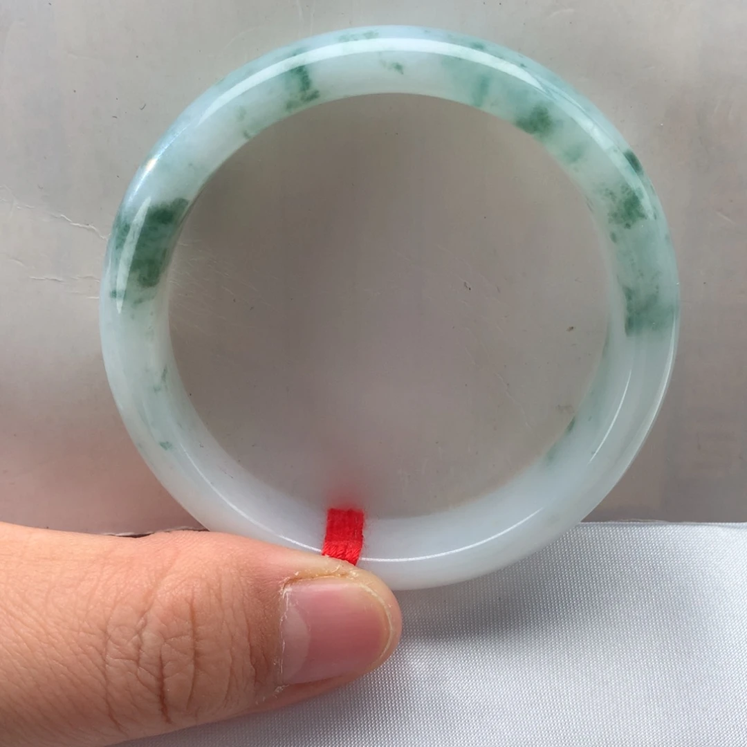 翡翠未镶嵌手镯纯天然