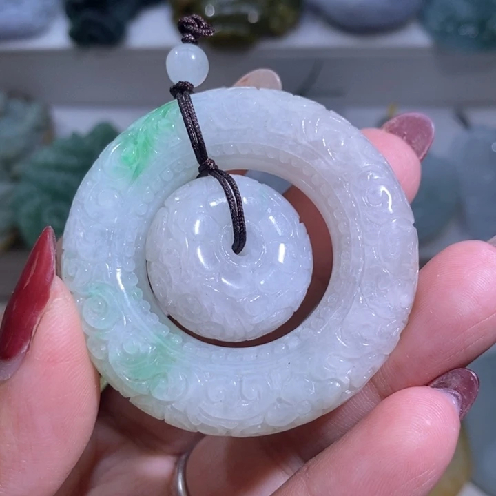 【闪购商品】翡翠未镶嵌颈饰扣子