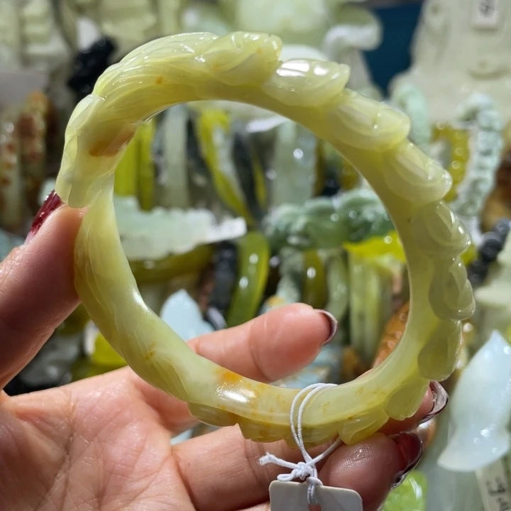 岫玉未镶嵌手镯59.60马手镯