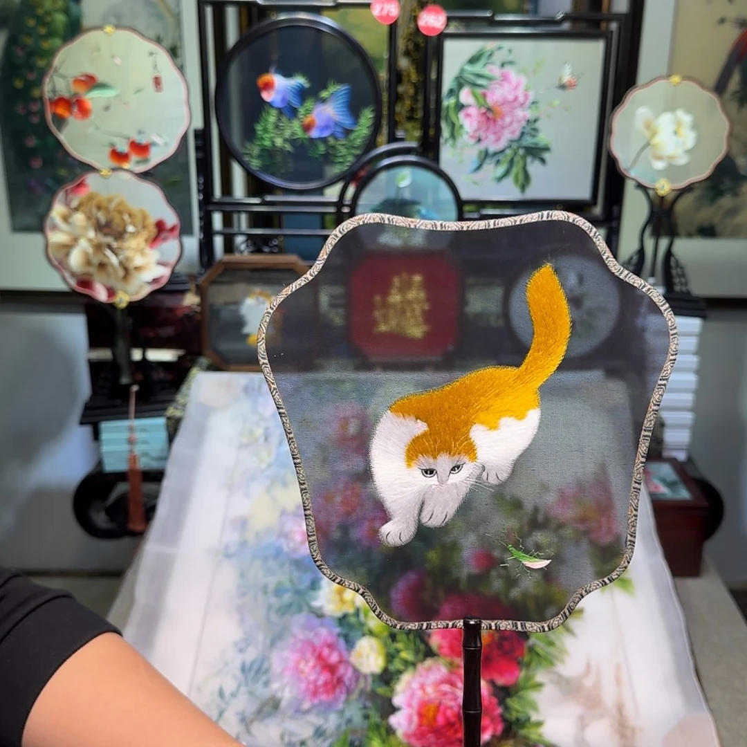 刺绣刺绣工艺精湛异色