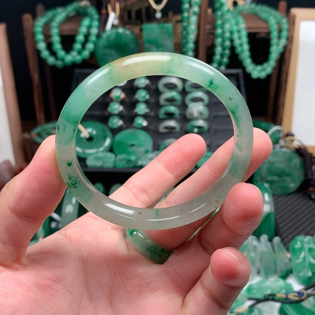 石英质玉手镯未镶嵌圈口59.4