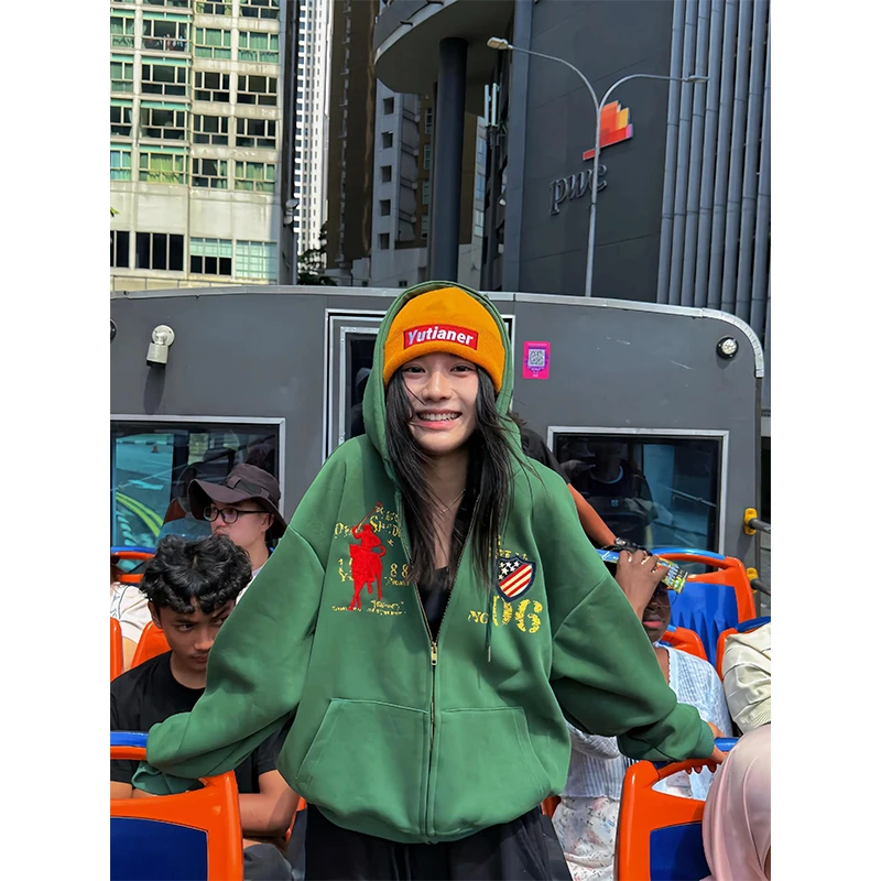 秋冬创意个性刺绣印花宽松拉链外套字母时尚美式休闲百搭运动ins