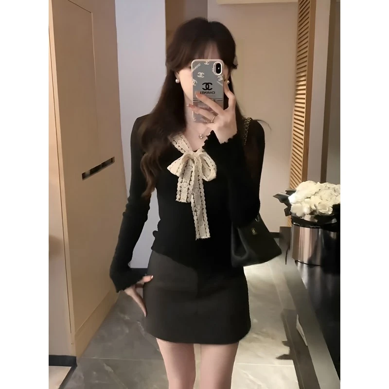 大码胖MM黑色V领蝴蝶结蕾丝拼接长袖T恤女2025新款秋季高级感上衣