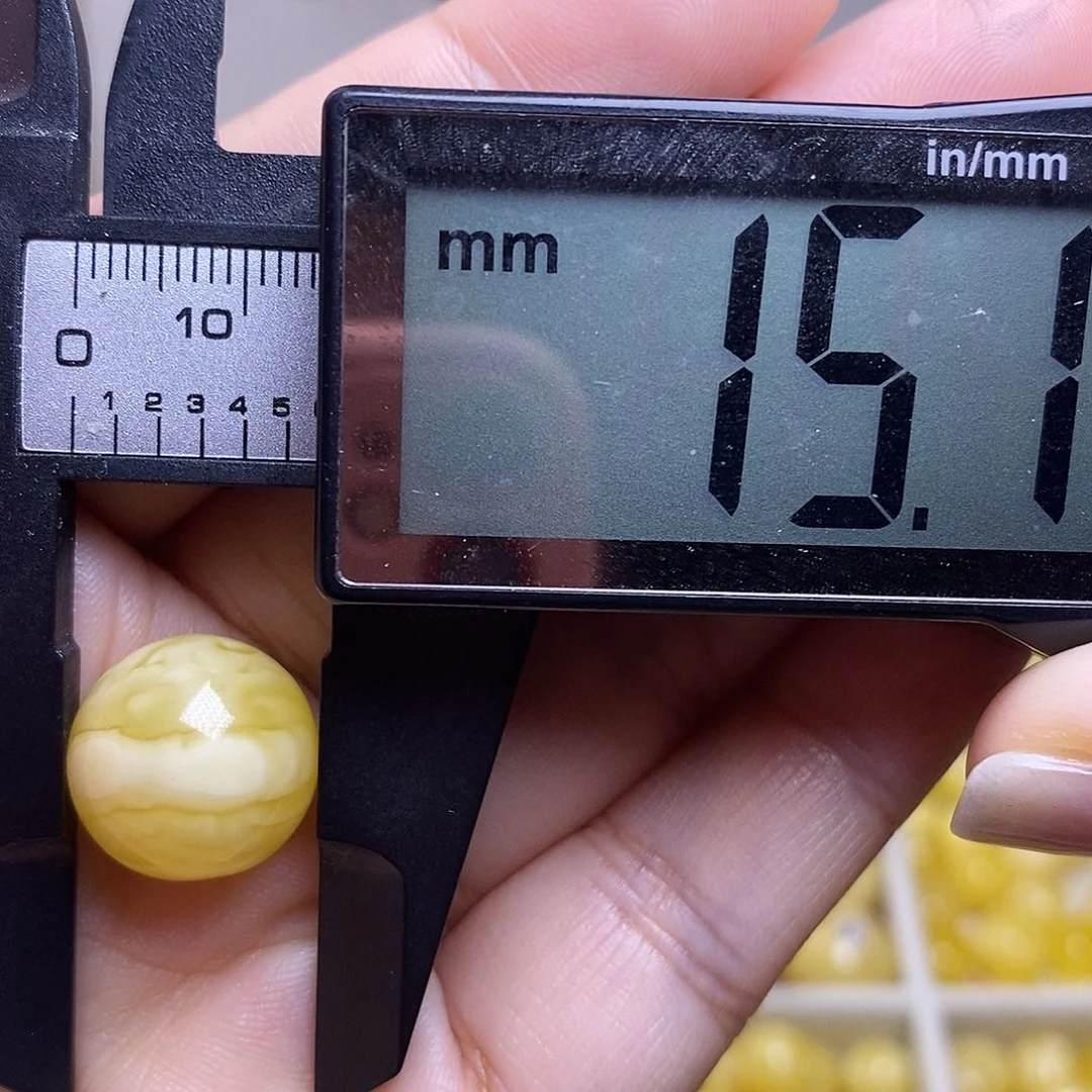 裸石琥珀未镶嵌蜜蜡圆珠