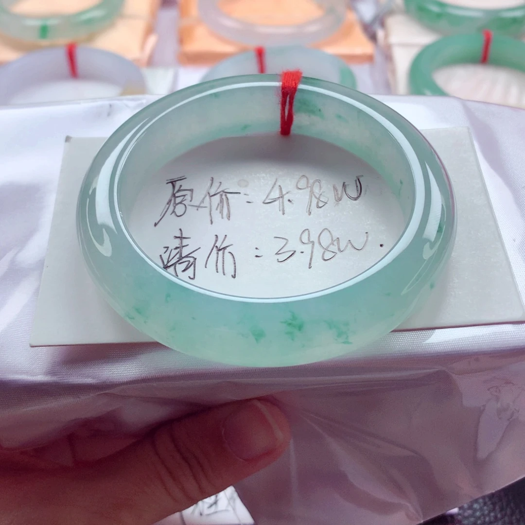 翡翠未镶嵌手镯55.2冰飘花全条冰透中万品质A