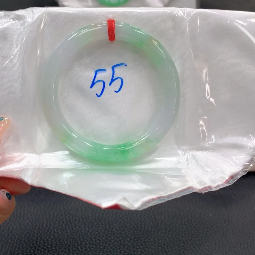 【闪购商品】翡翠手镯未镶嵌翡翠