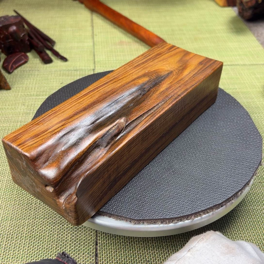 大果紫檀（缅甸花梨）陨***T