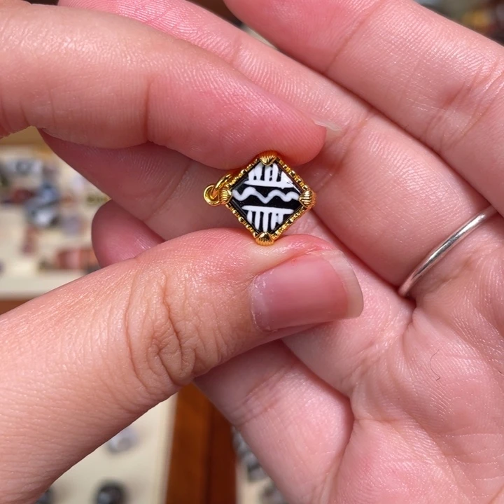 颈饰未镶嵌南红玛瑙95