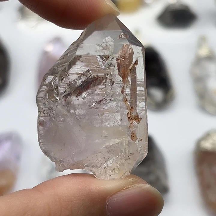 水晶未镶嵌颈饰红泥闪灵钻40mm+