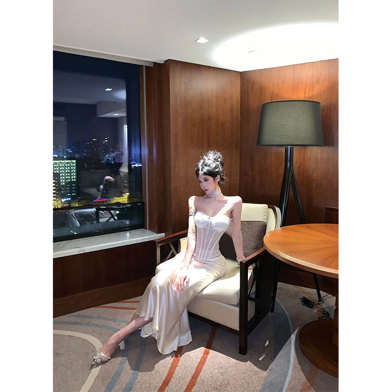 【天使维纳斯】2026春季新款法式辣妹名媛亮片渐变鱼骨胸衣配半身裙
