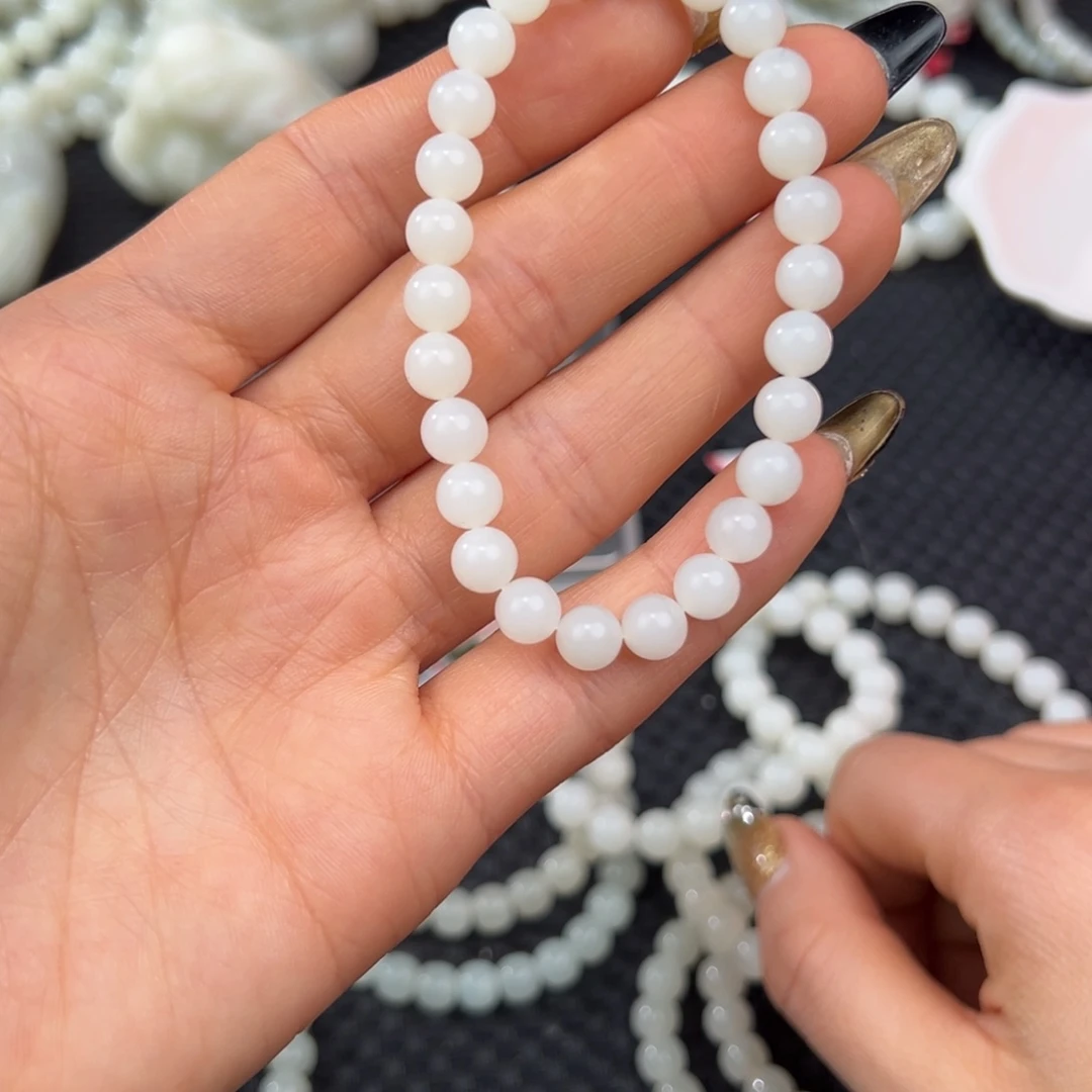 和田玉未镶嵌手链