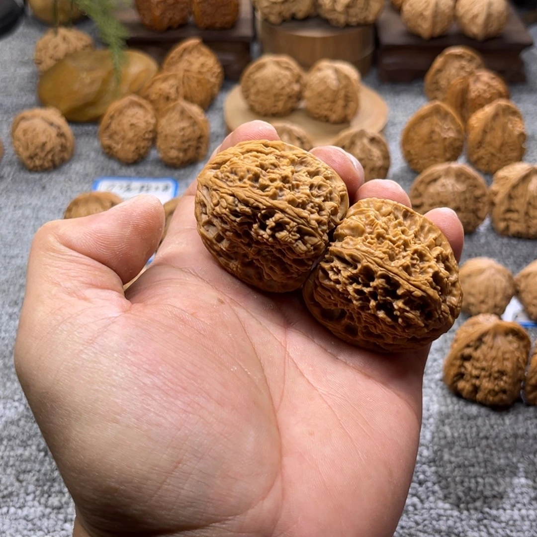 文玩核桃把件高炮南疆