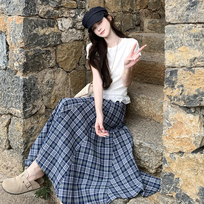 大码夏季新款设计感A字高腰T恤+格子半身裙两件套裙子套装女装