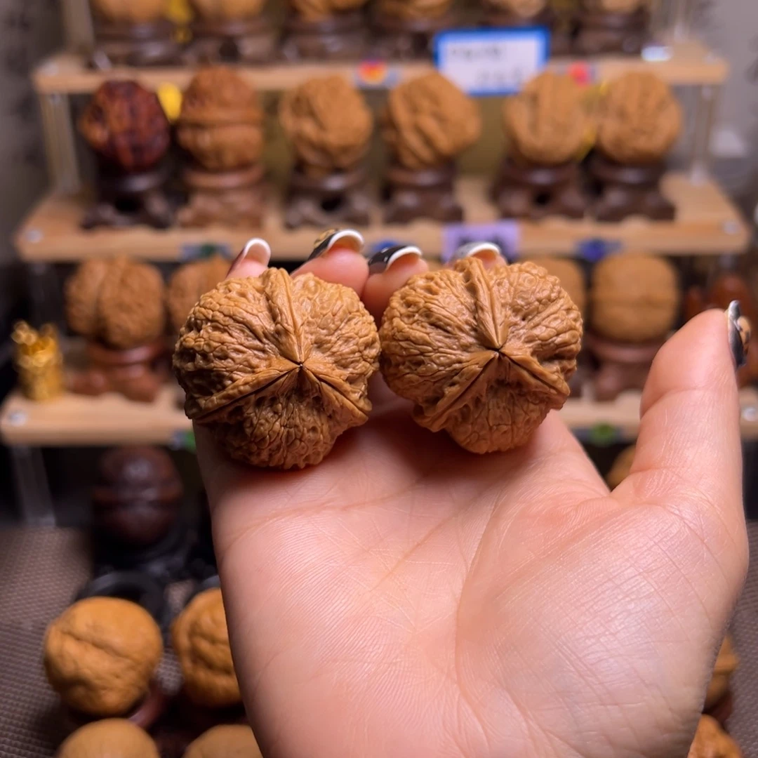 桃核把件虎王三棱H38、38尺