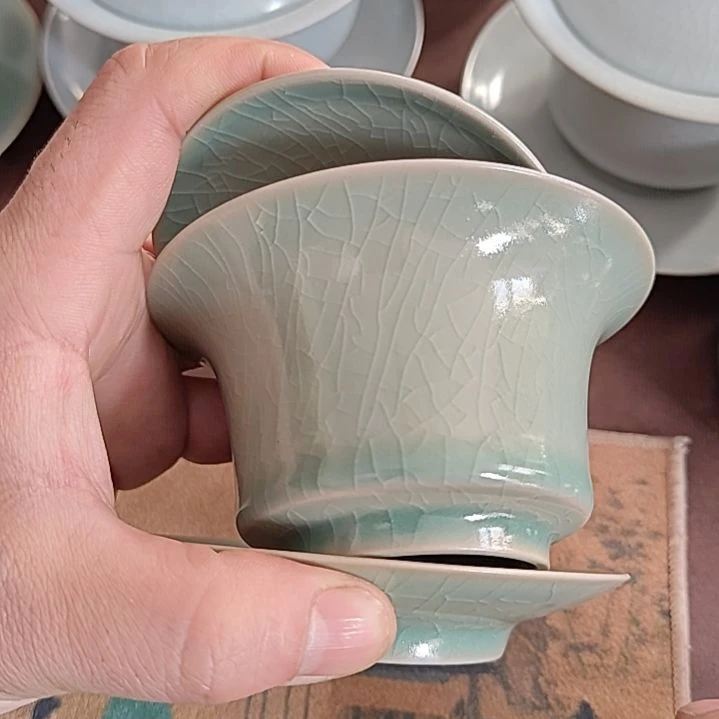 杯子青绿釉 马蹄盖碗