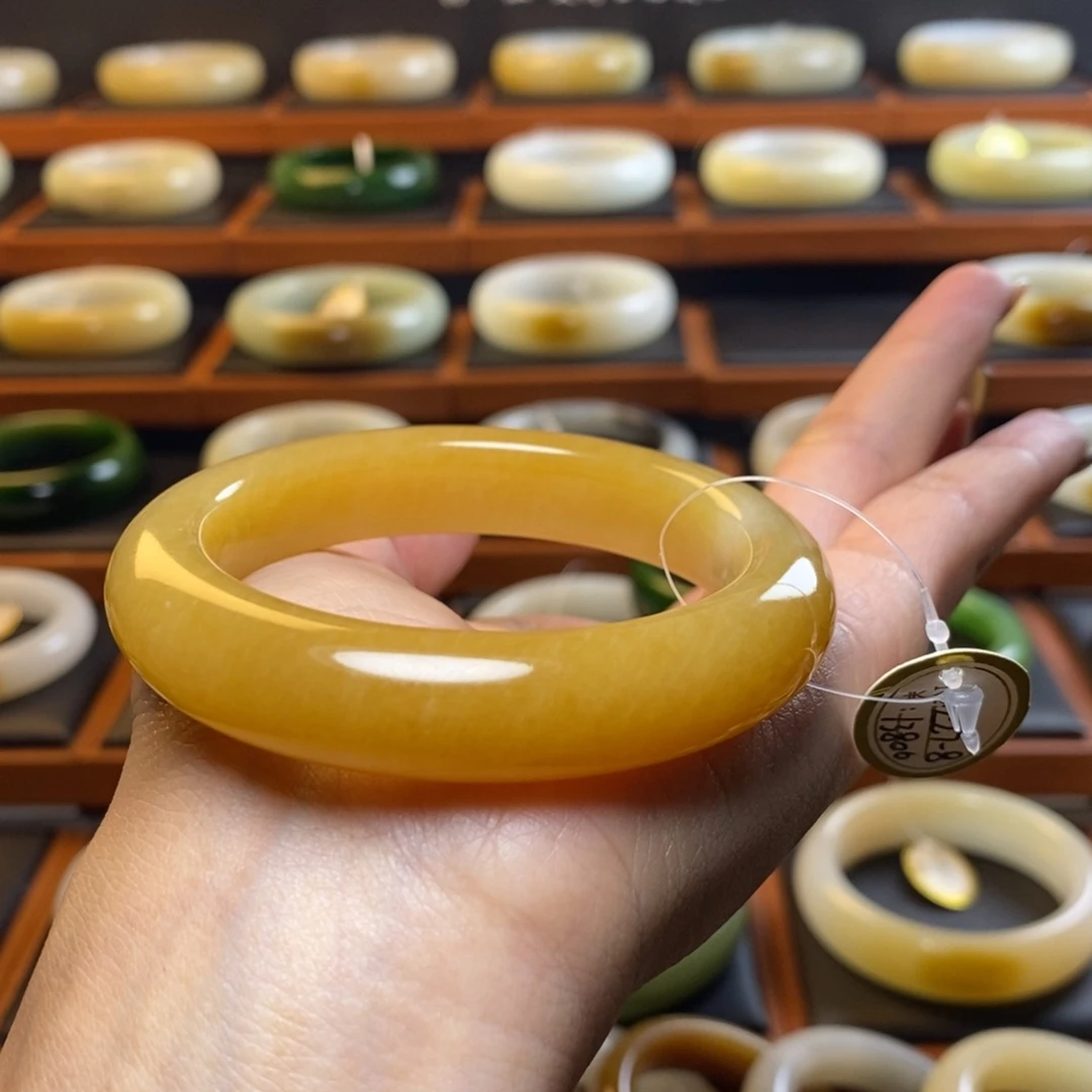 和田玉未镶嵌手镯53.5圈