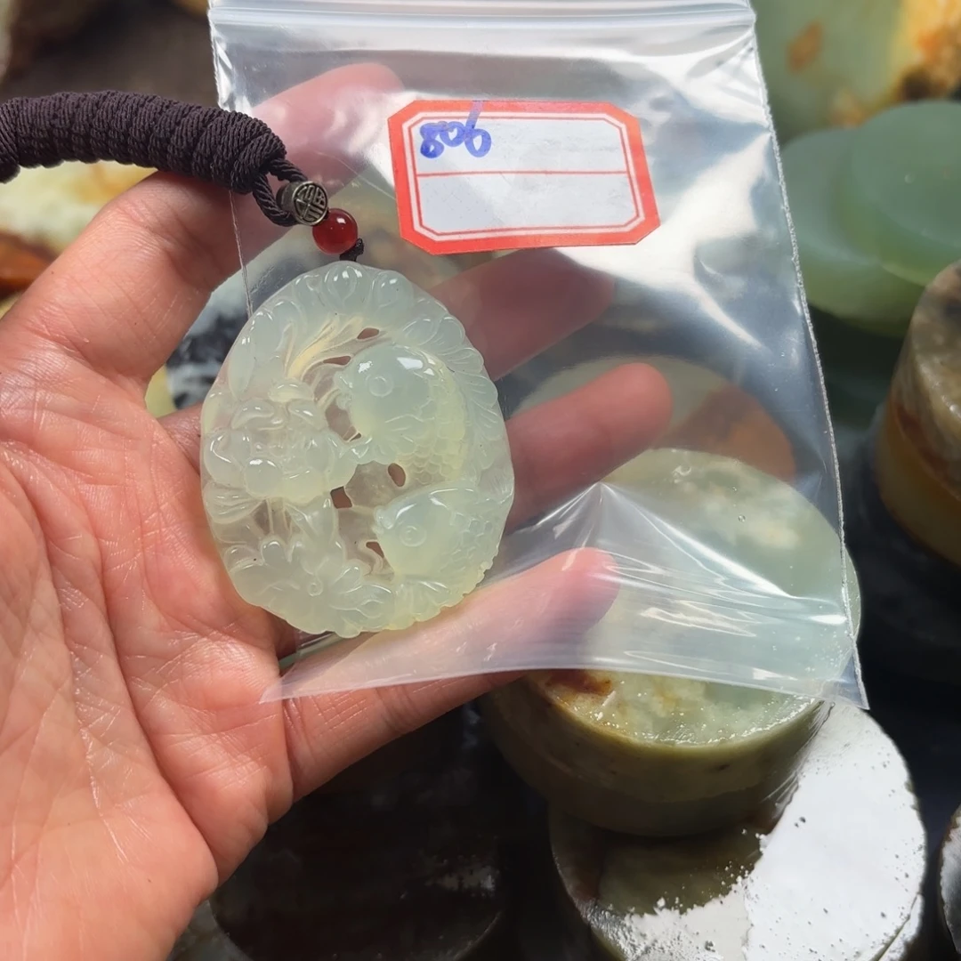 静***静蛇纹石玉未镶嵌珠宝半成品