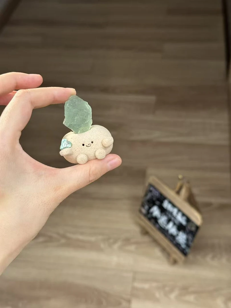 水晶小豆丁可爱盈石