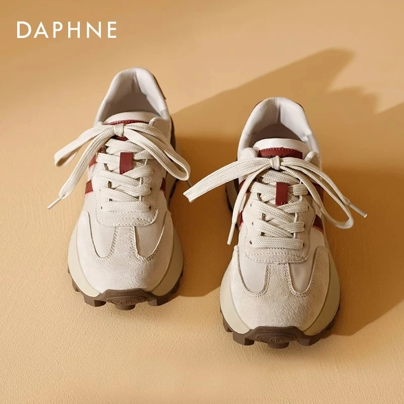 达芙妮阿甘鞋女2025新款春季小蛮腰复古厚底老爹鞋爆款户外运动鞋