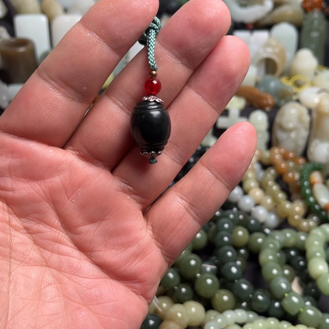 和田玉（青白玉）未镶嵌吊坠(不含链)