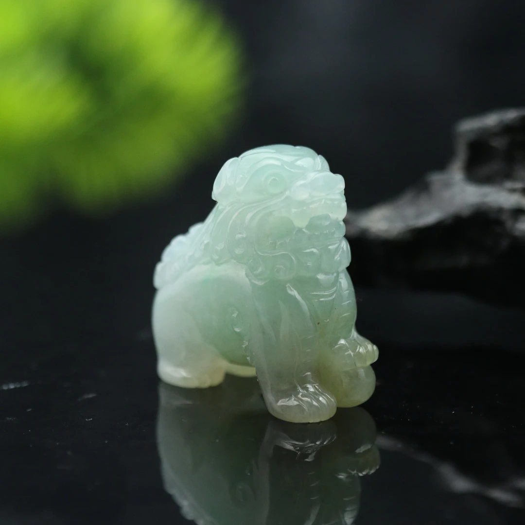 FC55天然缅甸翡翠A货石狮子/901078/保利厦门拍卖