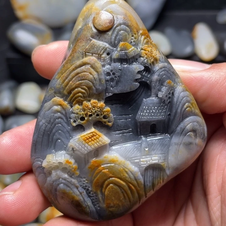 和田玉未镶嵌把件山水