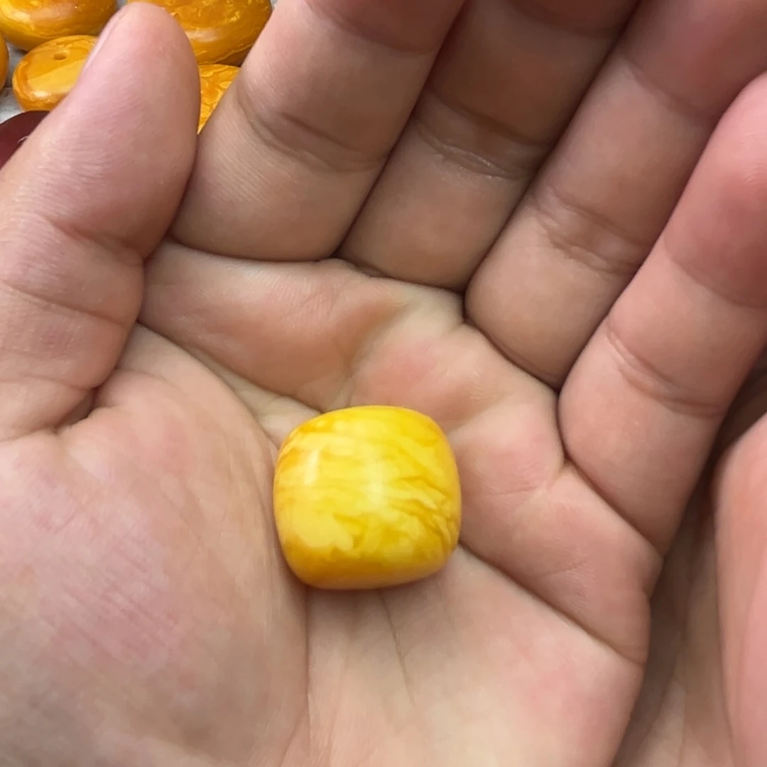 琥珀吊坠(不含链)未镶嵌