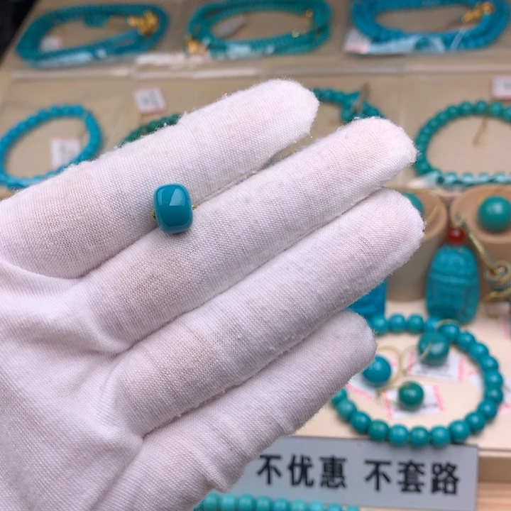 未镶嵌绿松石珠宝奇石