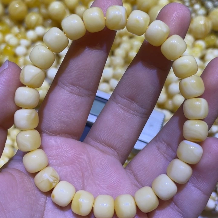 蜜蜡未镶嵌珠宝奇石8.8m
