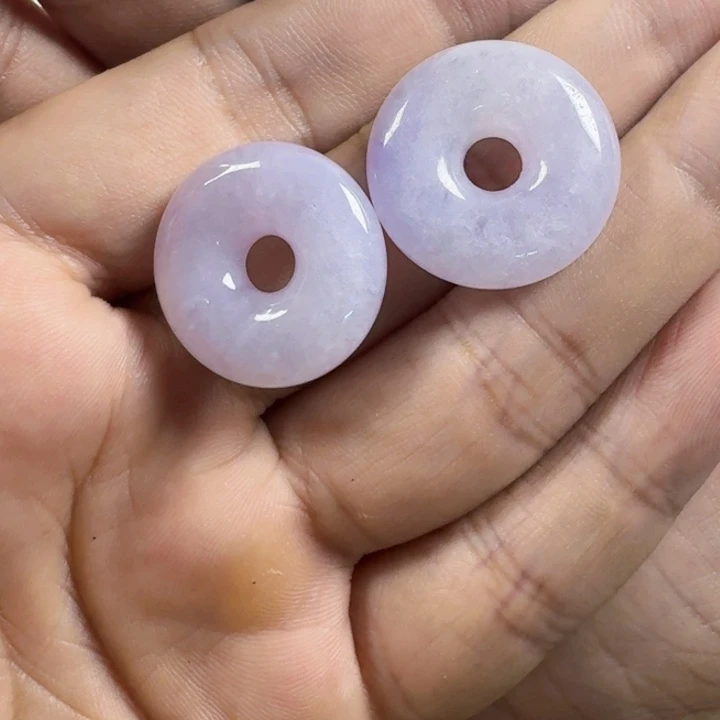 翡翠未镶嵌颈饰天然A货翡翠放漏