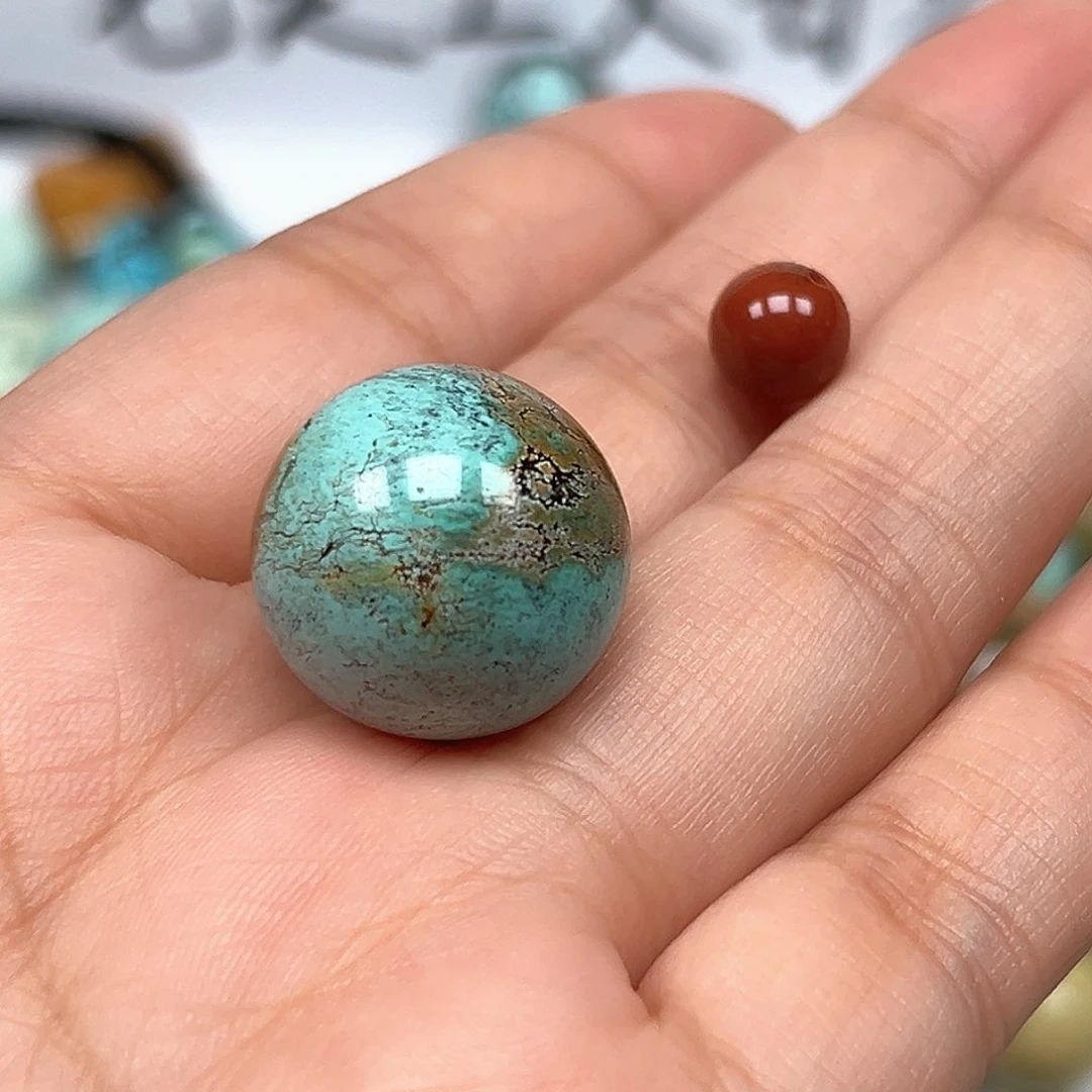 南红玛瑙未镶嵌珠宝奇石刚****）