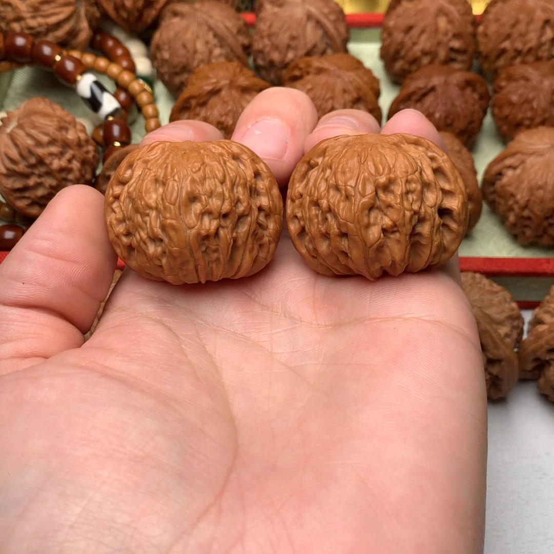 文玩核桃把件40尺全品磨盘狮子头