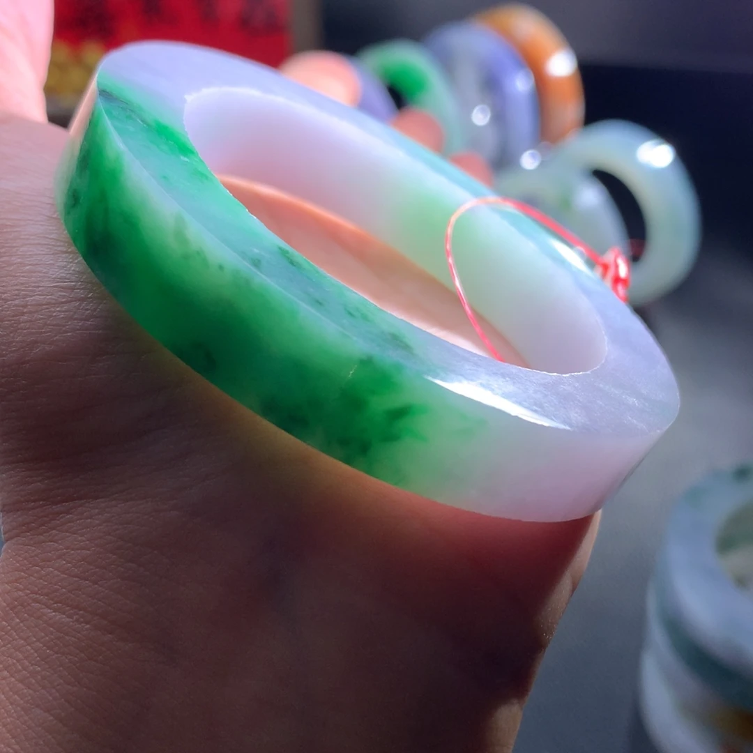 定制翡翠未镶嵌翡翠手镯定金