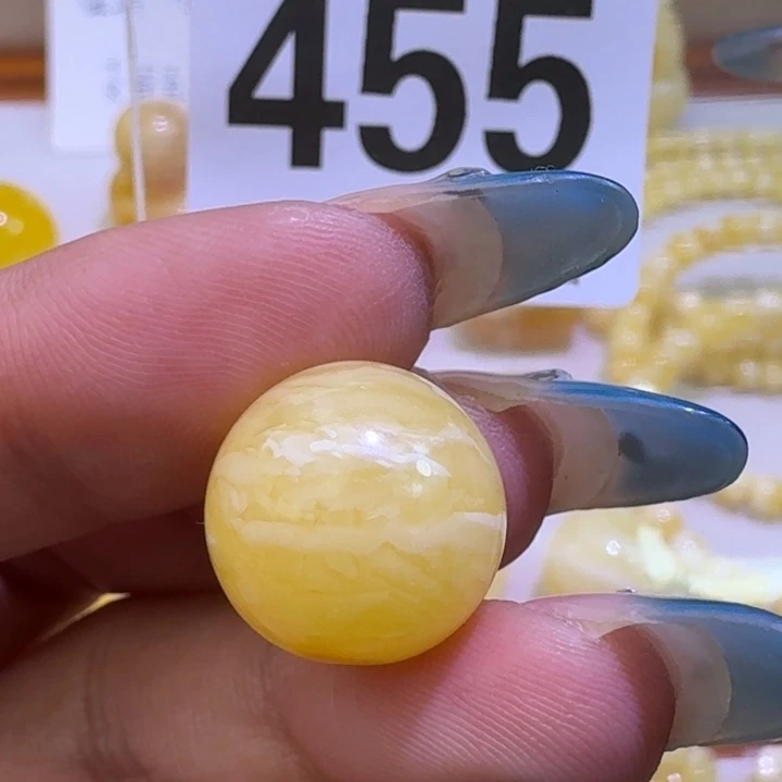 琥珀未镶嵌裸石14.9瑕疵